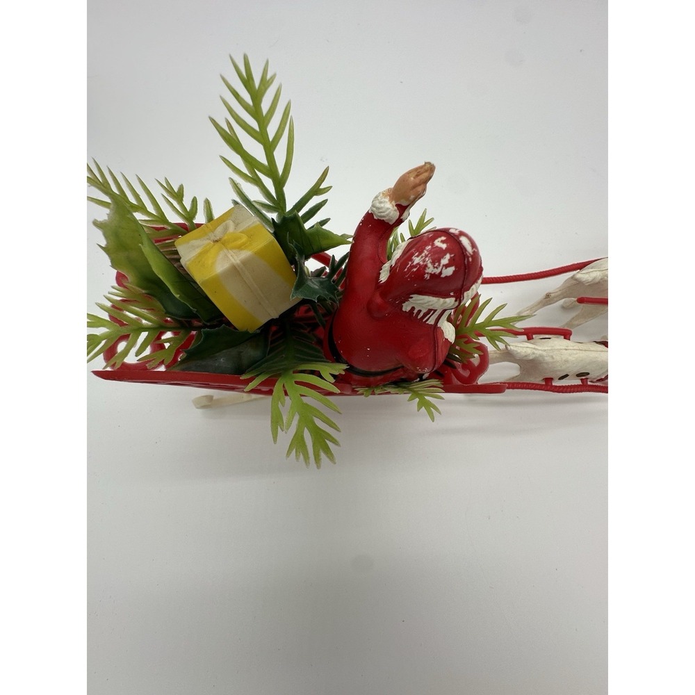 Vintage Plastic Santa Claus Red Sleigh 4 White Reindeer Christmas Tabletop Decor - Picture 6 of 10